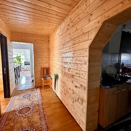 Casa Ella *